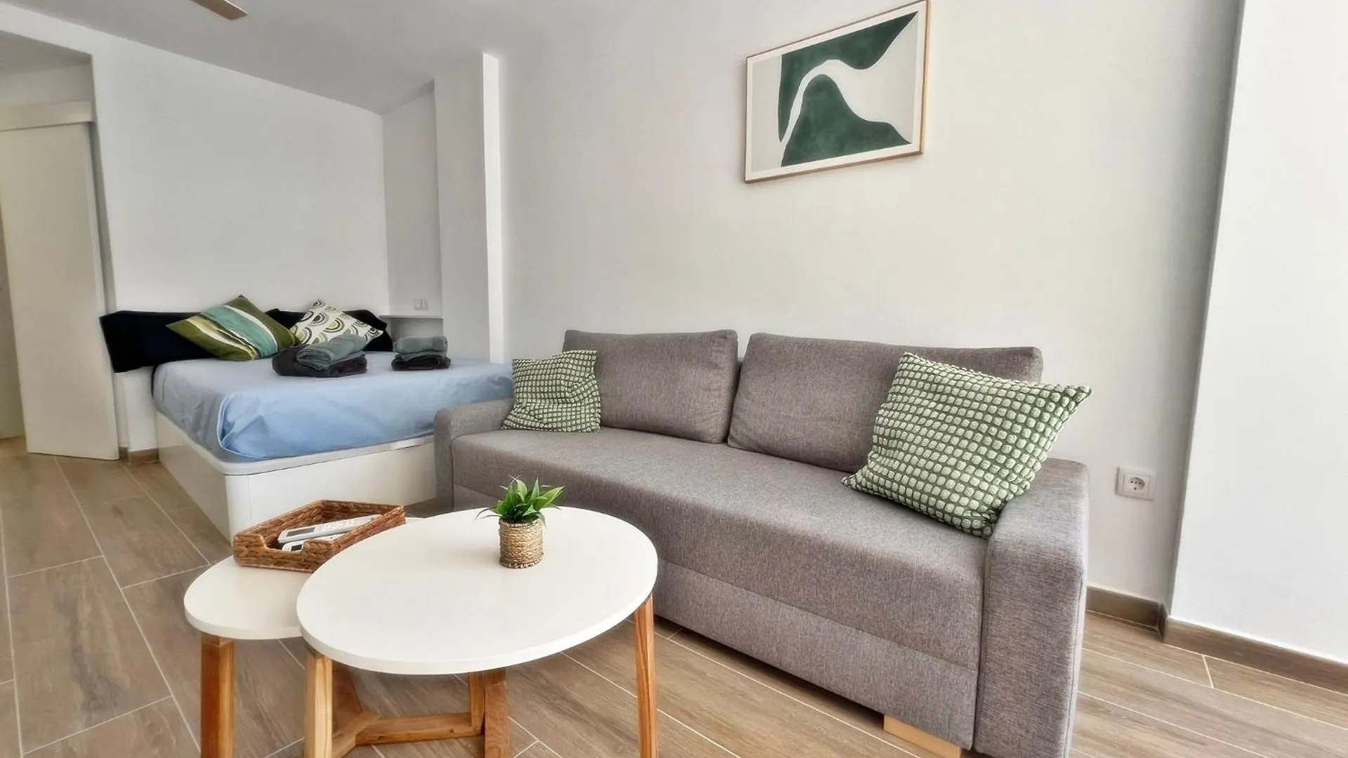 Apartamento Nuevo Y Luminoso Estudio De Playa Con Piscina Fuengirola España